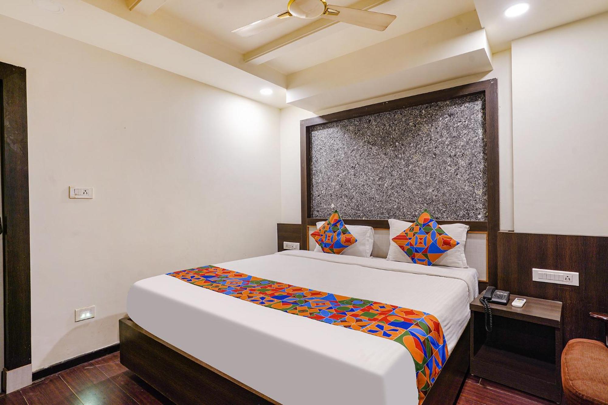 Fabhotel Golden Way Vijayawada Bagian luar foto