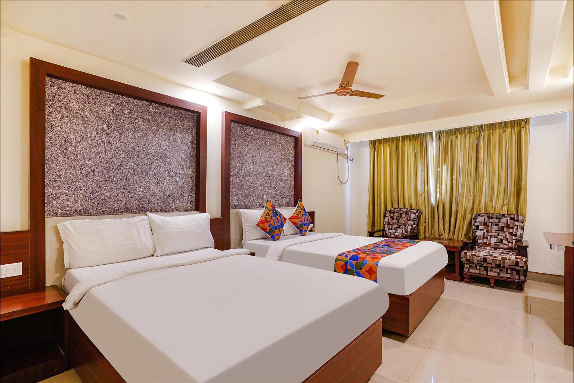Fabhotel Golden Way Vijayawada Bagian luar foto